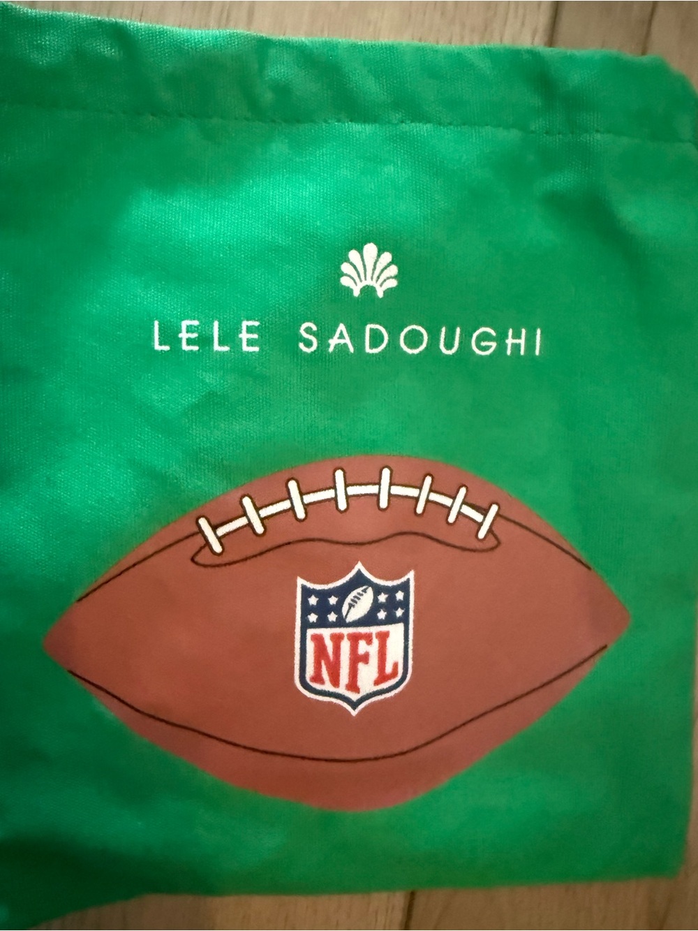 Lele Sadoughi, NWT Las Vegas Raiders Black hair tie bow scrunchie with NFL Logo - Picture 4 of 4